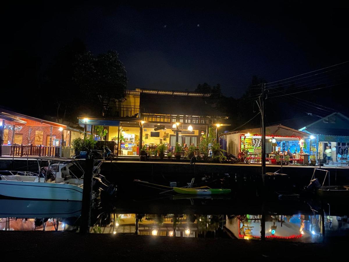 Baan Rabieng Talay Homestayบ้านระเบียงทะเล โฮมสเตย์เกาะกูด Ko Kut Dış mekan fotoğraf