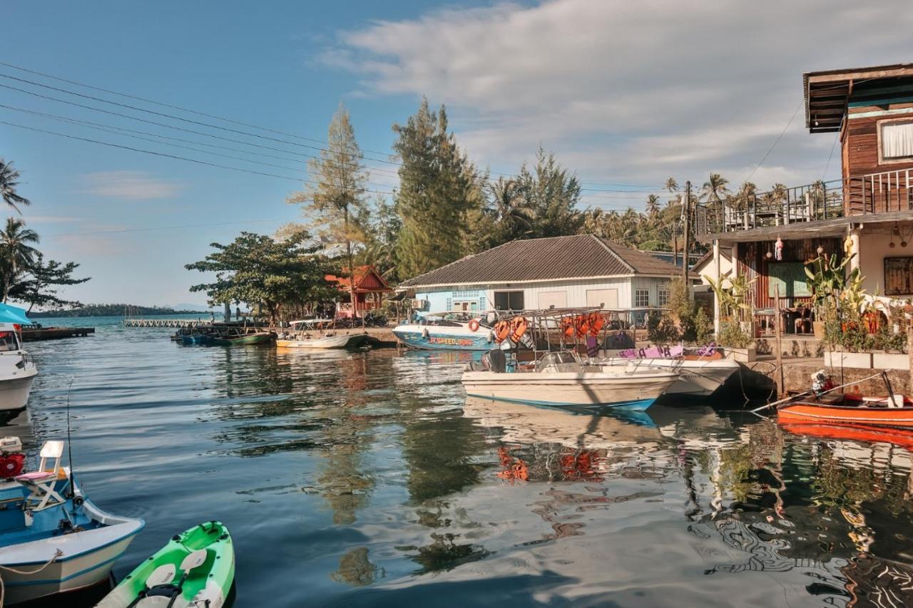 Baan Rabieng Talay Homestayบ้านระเบียงทะเล โฮมสเตย์เกาะกูด Ko Kut Dış mekan fotoğraf